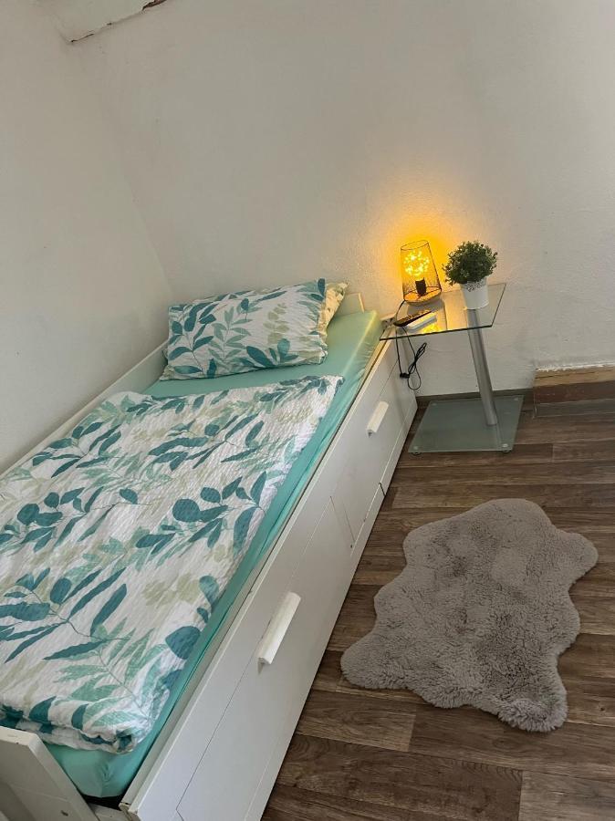 Monteurzimmer Bei Energyfreund Knetzgau Buitenkant foto